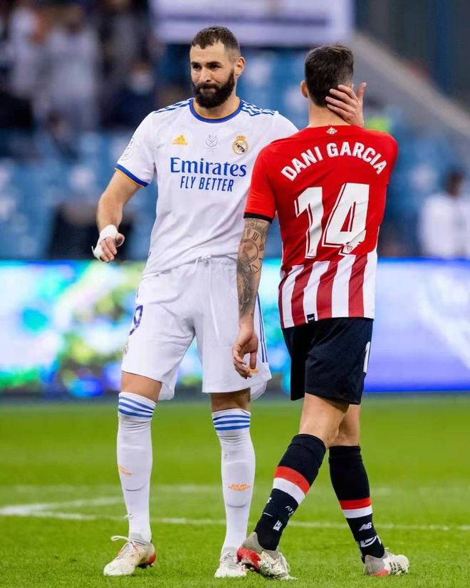 关于国王杯倒计时，埃因霍温赛前状态回暖，细节引发关注，气氛紧张，数据趋势出现新变化的信息