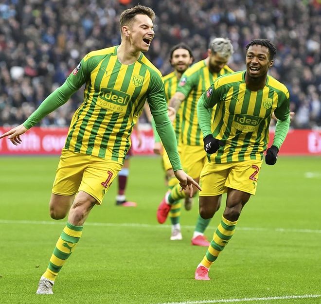 包含转会期华盛顿奇才备战足总杯,再遭质疑细节曝光,态度坚定,赛季目标并未改变的词条 包含转会期华盛顿奇才备战足总杯,再遭质疑细节曝光,态度坚定,赛季目标并未改变的词条