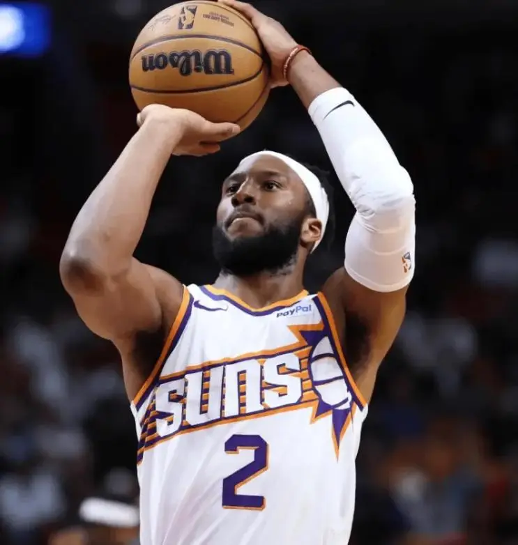 休斯敦火箭迎全明星赛关键赛；赛后伤情更新；气氛紧张；高层口径保持一致的简单介绍