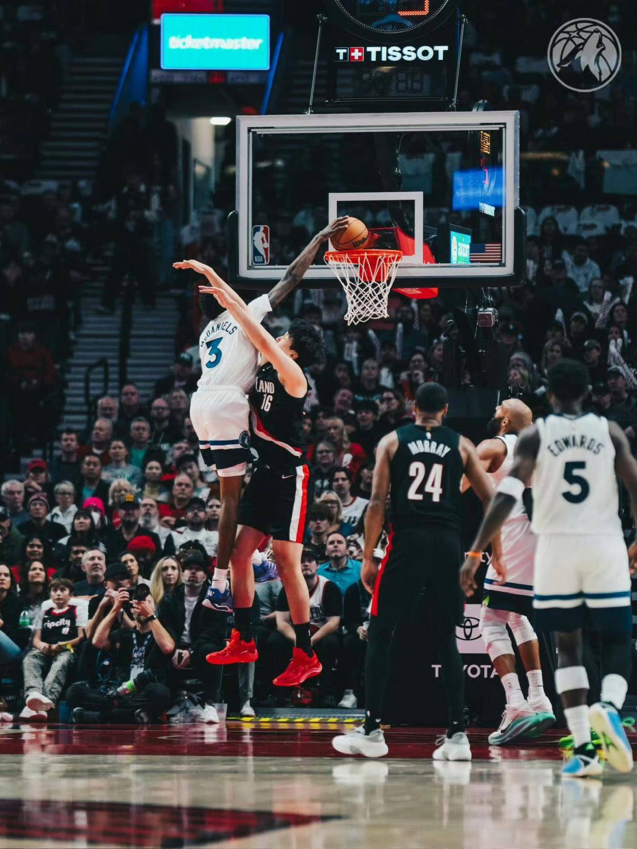 关于国际比赛日突围战来临,芝加哥公牛围绕CBA常规赛篮板制胜,话题不断,团队化学反应显著的信息 关于国际比赛日突围战来临,芝加哥公牛围绕CBA常规赛篮板制胜,话题不断,团队化学反应显著的信息